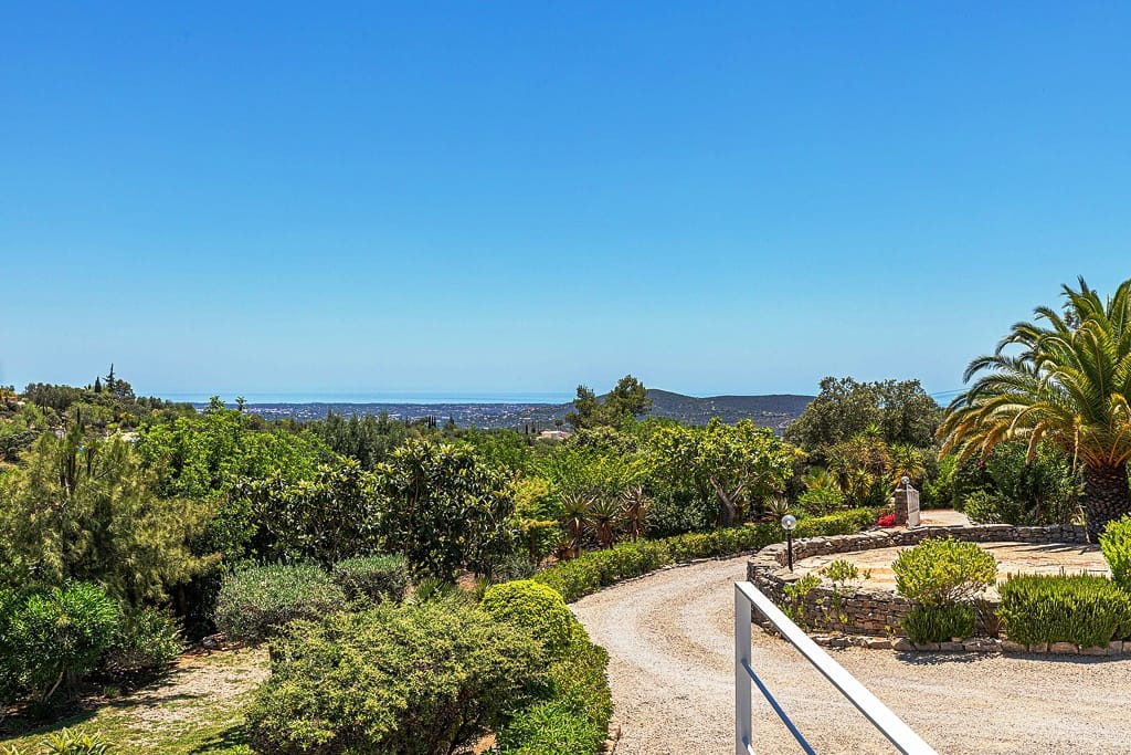 The Benefits of Living in Portugal – Europe’s Brightest Corner of Calm and Confidence